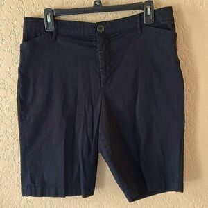 Gloria Vanderbilt/Short/Black/Stretch/SZ 12